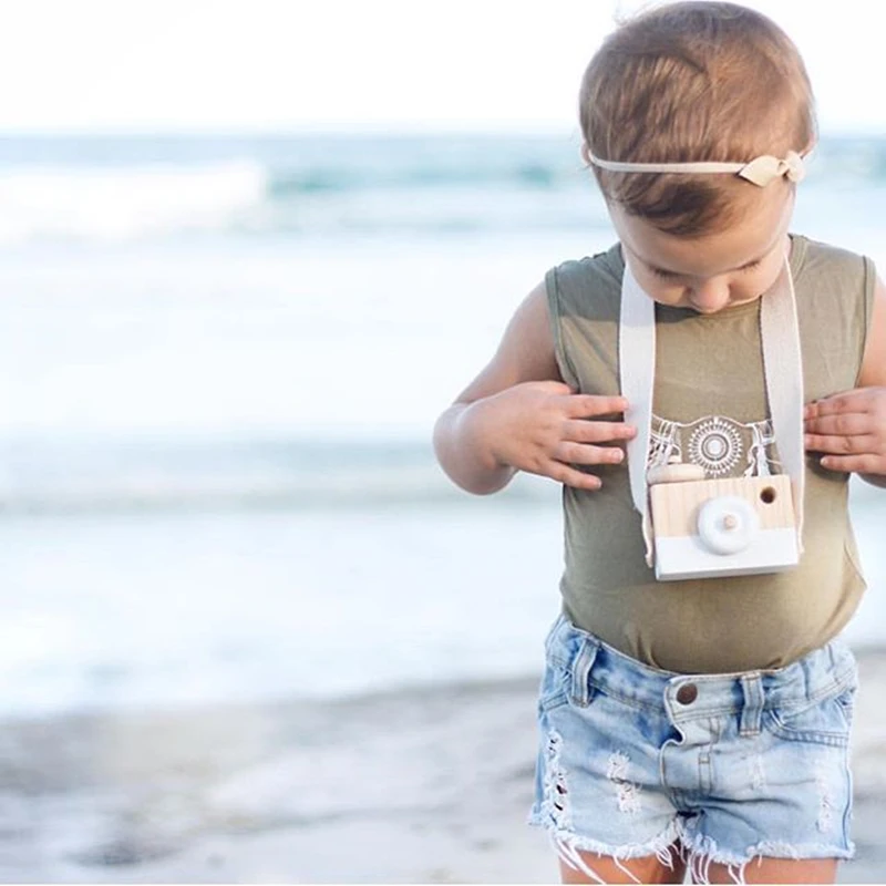 Mini Cute Wood Camera Toys Safe Natural Toys For Baby Children Fashion Educational Toys Birthday Christmas Gifts High Quality
Mini Cute Wood Camera Toys Safe Natural Toys For Baby Children Fashion Educational Toys Birthday Christmas Gifts High Quality