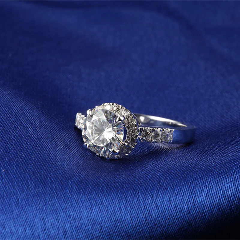 Solid 14K White Gold Jewelry Engagement Ring Brand 2CT Moissanite Diamond Ring Wedding Positive 14K Semi Mount Micro Paved
Solid 14K White Gold Jewelry Engagement Ring Brand 2CT Moissanite Diamond Ring Wedding Positive 14K Semi Mount Micro Paved