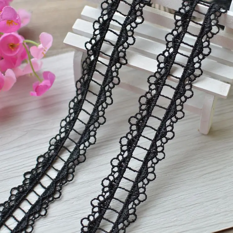 5Yards/lot black Diy lace accessories water soluble lace embroidery lace clothing fabric
5Yards/lot black Diy lace accessories water soluble lace embroidery lace clothing fabric