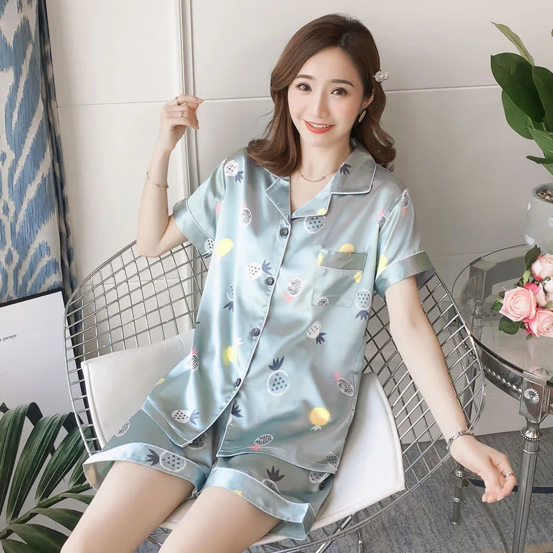 2019 Summer Woman Pajama Sets Korean Style Cute Cartoon Print Multi-style Faux Silk Two Pieces Short Sleeve Shirts Shorts Suit
2019 Summer Woman Pajama Sets Korean Style Cute Cartoon Print Multi-style Faux Silk Two Pieces Short Sleeve Shirts Shorts Suit