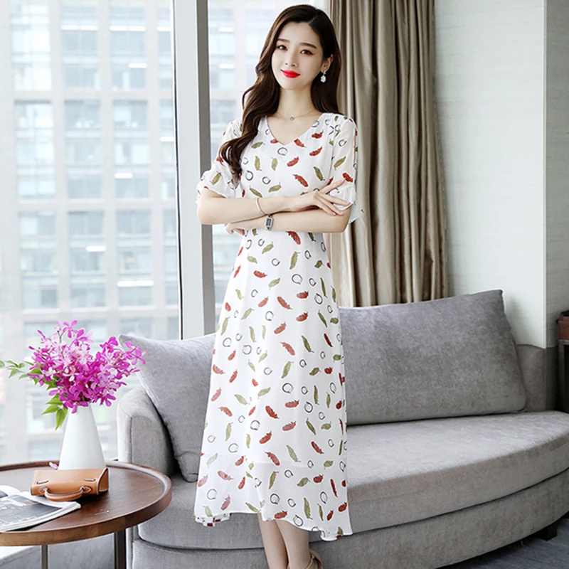 Vintage Printed Summer Dress For Women 2019 Casual Long Sweet Office Dresses Chiffon Maxi Party Night Beach Dress AIYANGA
Vintage Printed Summer Dress For Women 2019 Casual Long Sweet Office Dresses Chiffon Maxi Party Night Beach Dress AIYANGA