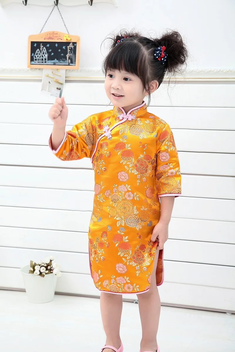 Foral Baby Girl Qipao Three-Quarter Sleeve Chinese Tradition Cheongsam Children Clothes
Foral Baby Girl Qipao Three-Quarter Sleeve Chinese Tradition Cheongsam Children Clothes
