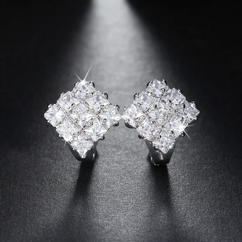 White Copper White AAA Cubic Zirconia Round Hoop Earrings Fashion Jewelry Earring Female Party Gift For Women's jewelry
White Copper White AAA Cubic Zirconia Round Hoop Earrings Fashion Jewelry Earring Female Party Gift For Women's jewelry