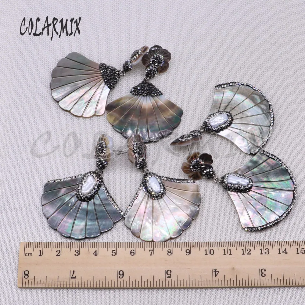 3 Pairs shell flowers earrings with pearl Fan shell stone earrings grey shell fan drop earrings gift for women 4452
3 Pairs shell flowers earrings with pearl Fan shell stone earrings grey shell fan drop earrings gift for women 4452