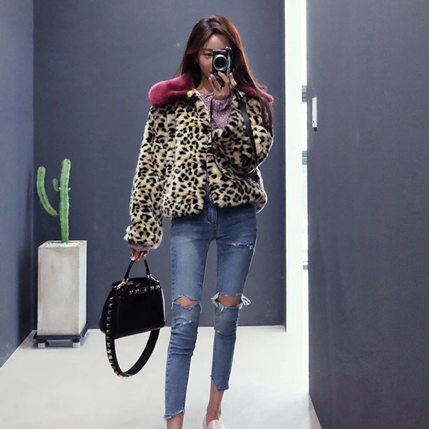 2020 Jacket Coat Faux Vest Top Fashion Full Turn-down Collar Female Autumn And Winter New Hair Section Imitation Water Mink
2020 Jacket Coat Faux Vest Top Fashion Full Turn-down Collar Female Autumn And Winter New Hair Section Imitation Water Mink