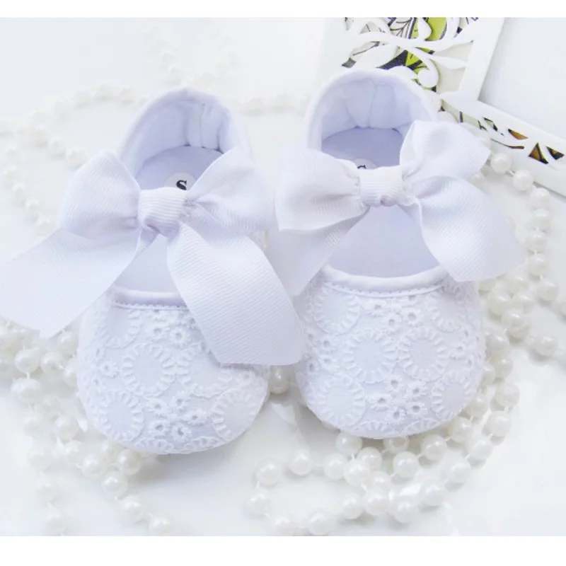 New Spring Summer Floral Baby Girl Princess Shoes Soft Sole Infant First Walkers Butterfly-knot Baby Moccasins White
New Spring Summer Floral Baby Girl Princess Shoes Soft Sole Infant First Walkers Butterfly-knot Baby Moccasins White
