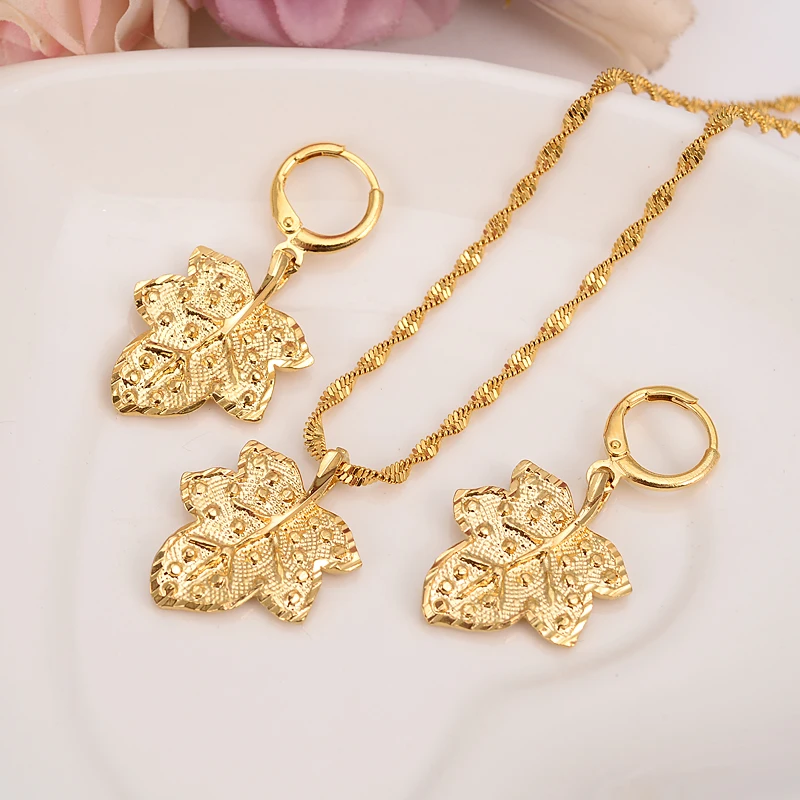 gold Necklace Earring Set Women Party Gift big Leaf Jewelry Sets daily wear mother gift DIY charms women girls Fine Jewelry
gold Necklace Earring Set Women Party Gift big Leaf Jewelry Sets daily wear mother gift DIY charms women girls Fine Jewelry