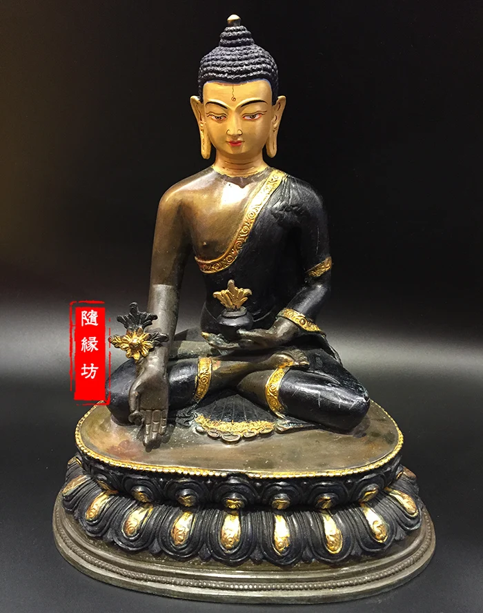 HOT SALE 33 cm # HOME hall efficacious Protection Talisman Tibetan Buddhism gold-plated gilt the Medicine Guru buddha statue
HOT SALE 33 cm # HOME hall efficacious Protection Talisman Tibetan Buddhism gold-plated gilt the Medicine Guru buddha statue