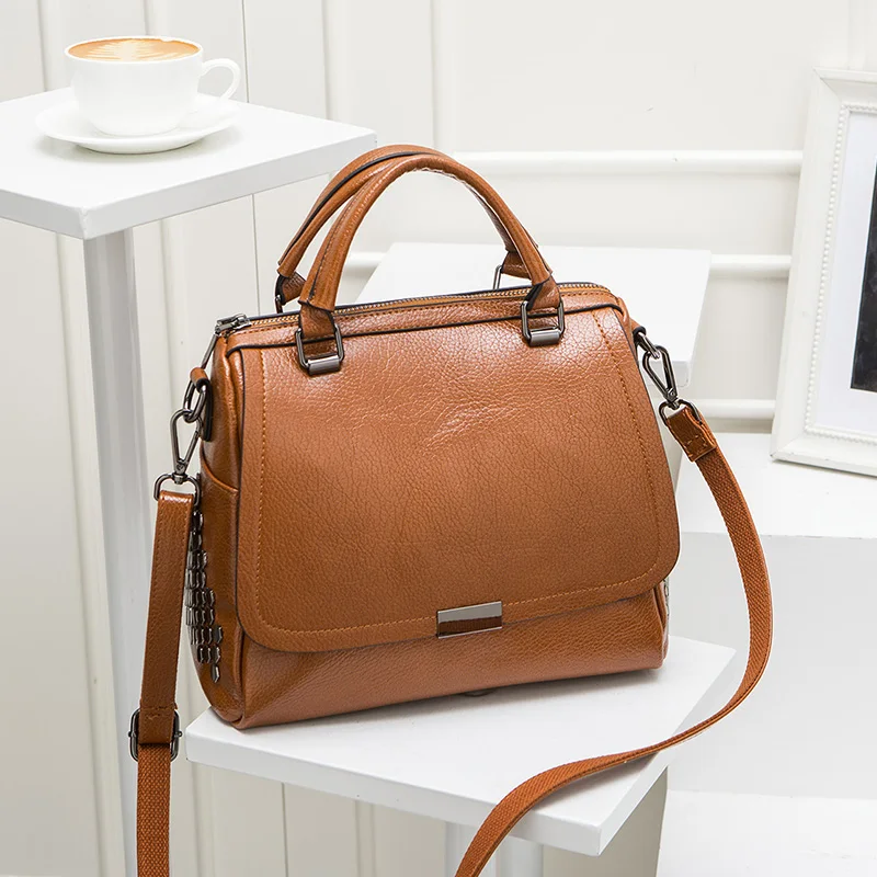 Bag female 2020 new Boston hand shoulder bag wild European and American fashion handbags diagonal large bag Large-capacity
Bag female 2020 new Boston hand shoulder bag wild European and American fashion handbags diagonal large bag Large-capacity