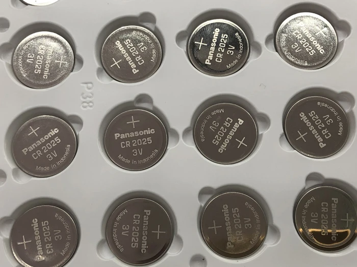 100pcs/lot Panasonic CR2025 Button Cell Batteries CR 2025 3V Lithium Coin Battery For Watch Calculator Weight Scale
100pcs/lot Panasonic CR2025 Button Cell Batteries CR 2025 3V Lithium Coin Battery For Watch Calculator Weight Scale