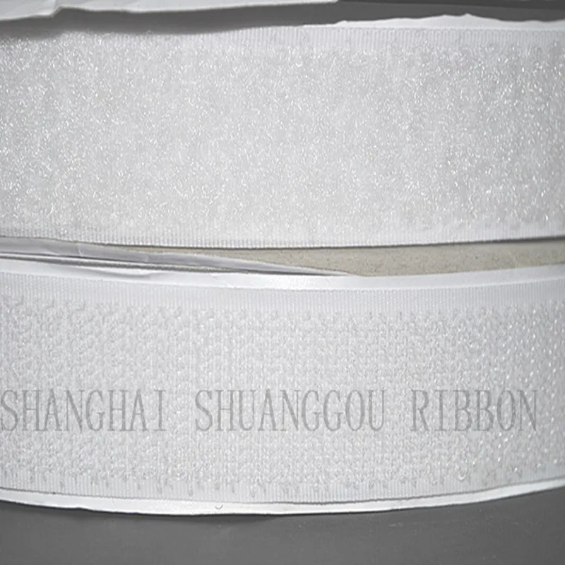 2" (5cm)width x 5yards length. Sticky Backing hook & loop Fastener Self Adhesive Tape.
2" (5cm)width x 5yards length. Sticky Backing hook & loop Fastener Self Adhesive Tape.