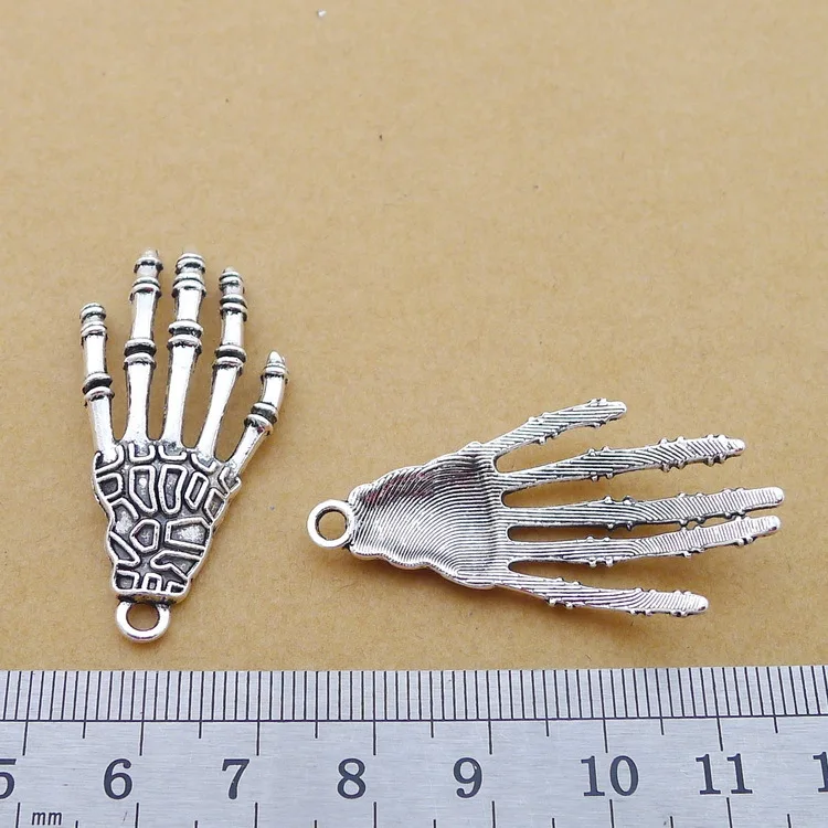 50pcs Charm Palm bone pendants 22*43mm Antique silver Handmade Jewelry findings Making DIY Supplies European Alloy accessories
50pcs Charm Palm bone pendants 22*43mm Antique silver Handmade Jewelry findings Making DIY Supplies European Alloy accessories