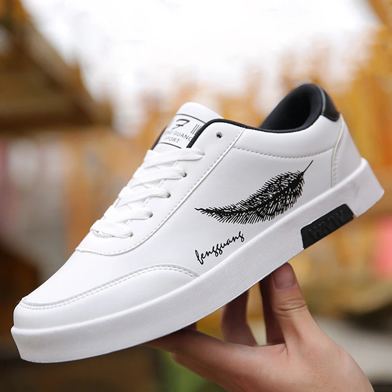 Mens Sports Shoes Student Skateboarding Shoes Fashion Men Summer Casual Shoes Spring Black White Skate Shoe PU Flat Sneakers
Mens Sports Shoes Student Skateboarding Shoes Fashion Men Summer Casual Shoes Spring Black White Skate Shoe PU Flat Sneakers