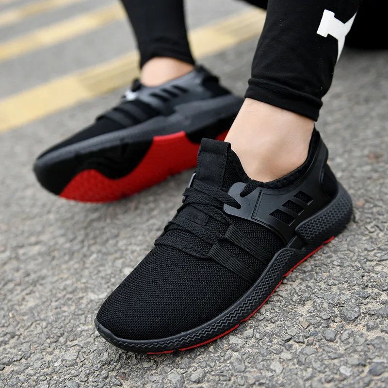 The new Korean version of spring and autumn breathable men's casual men's fashion casual shoes
The new Korean version of spring and autumn breathable men's casual men's fashion casual shoes