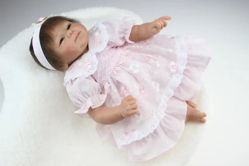 45cm 18inches Silicone Cloth Baby Reborn Dolls Lifelike Reborn Babies Toys Cute Smile Cute Doll Kids Birthday Gifts
45cm 18inches Silicone Cloth Baby Reborn Dolls Lifelike Reborn Babies Toys Cute Smile Cute Doll Kids Birthday Gifts