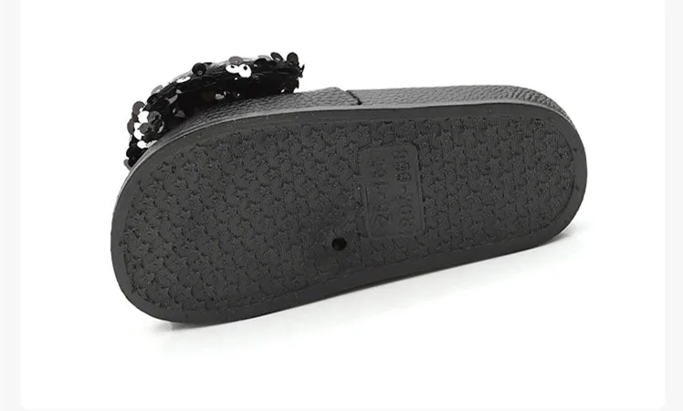 Kids Girls Slippers New Fashion Indoor Home Shoes Sequin Bow Princess Slippers Summer Beach Flip Flops Children Outdoor Sandals
Kids Girls Slippers New Fashion Indoor Home Shoes Sequin Bow Princess Slippers Summer Beach Flip Flops Children Outdoor Sandals