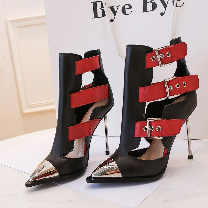 2019 summer new pointed high-heeled metal decorative belt buckle hollow simple white female sandals
2019 summer new pointed high-heeled metal decorative belt buckle hollow simple white female sandals
