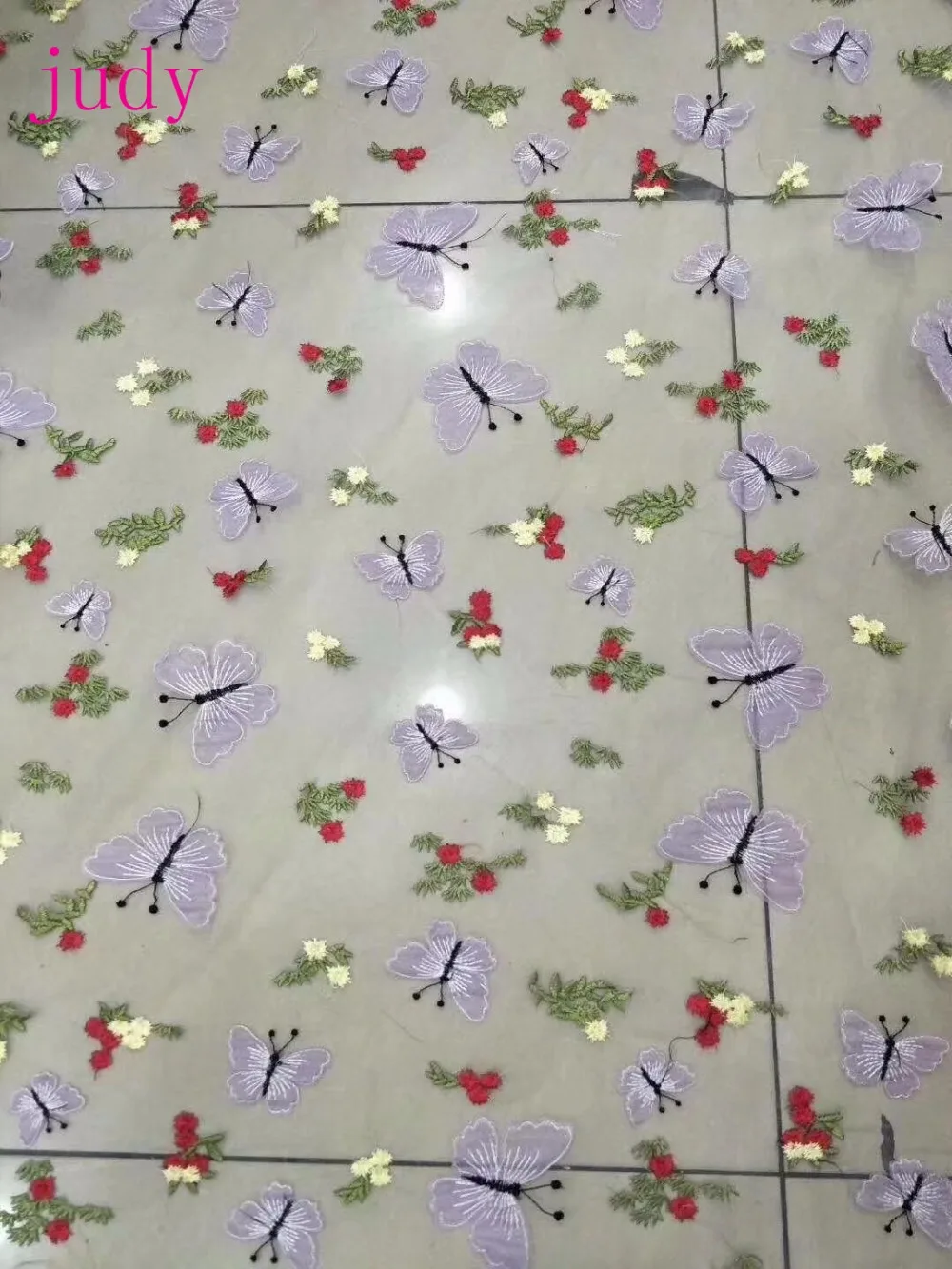 stock 5yards/bag YuY013# Mixed color butterfly petals embroidered fashion cloth for the wedding dress fashion stage
stock 5yards/bag YuY013# Mixed color butterfly petals embroidered fashion cloth for the wedding dress fashion stage