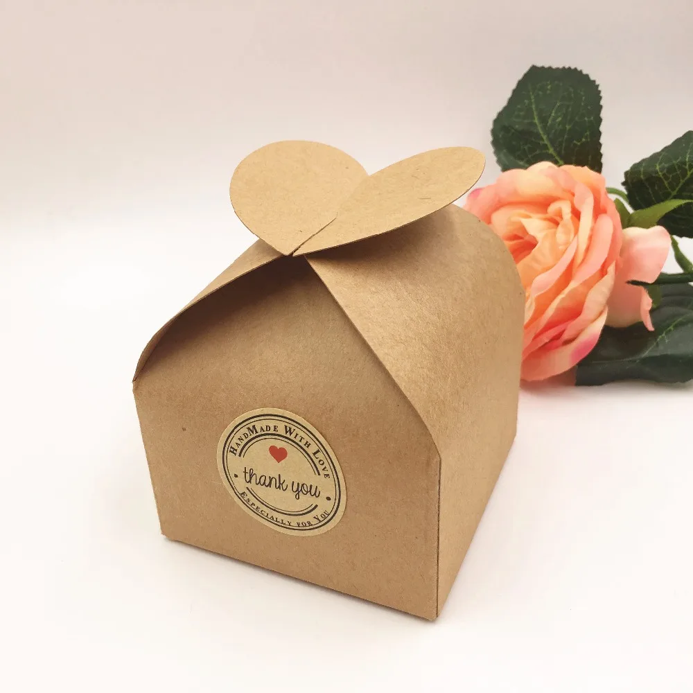 Фото 30 шт./лот крафт коричневые подарочные коробки с бесплатными наклейками Свадебная