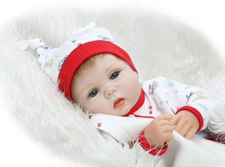 New Lifelike Reborn Babies Toys Printed Clothes Silicone Reborn Dolls Soft Safe Baby-reborn Brinquedos Gift For Baby Girls
New Lifelike Reborn Babies Toys Printed Clothes Silicone Reborn Dolls Soft Safe Baby-reborn Brinquedos Gift For Baby Girls