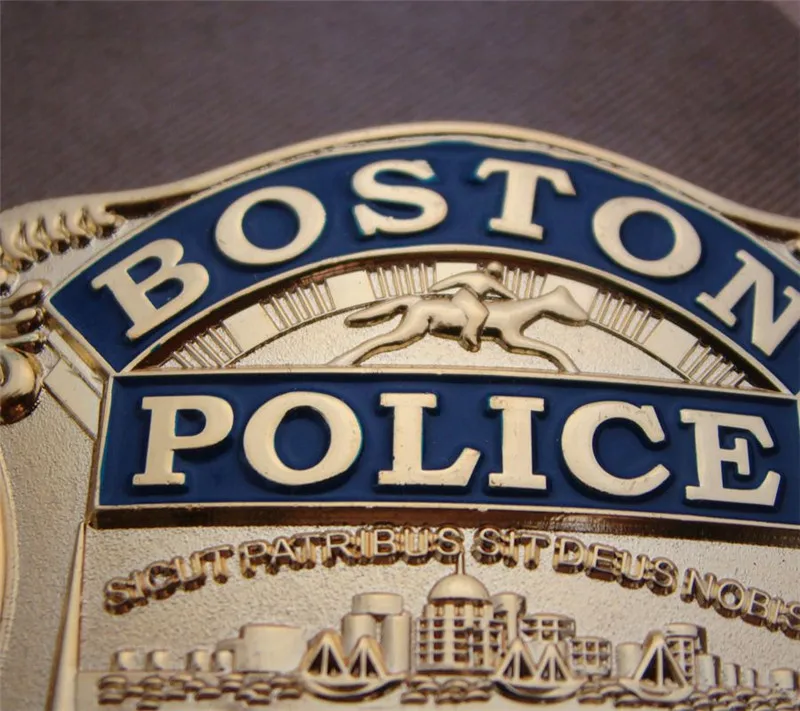 United States Boston Detective Cosplay Badges Copper No.829 Shirt Lapel Badge Brooch Pin Cosplay Collection Gifts
United States Boston Detective Cosplay Badges Copper No.829 Shirt Lapel Badge Brooch Pin Cosplay Collection Gifts