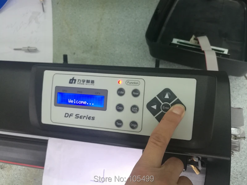 LIYU DF series CUTTING PLOTTER Auto Contour cut function,fully-automatic and high resolution.
LIYU DF series CUTTING PLOTTER Auto Contour cut function,fully-automatic and high resolution.