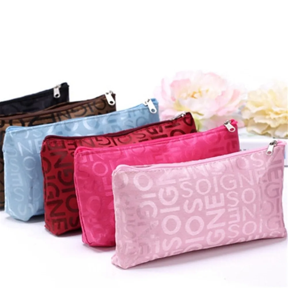 Women Portable Cosmetic Bag Fashion Beauty Zipper Travel Make Up Bag Letter Makeup Case Pouch Toiletry Organizer Holder
Women Portable Cosmetic Bag Fashion Beauty Zipper Travel Make Up Bag Letter Makeup Case Pouch Toiletry Organizer Holder