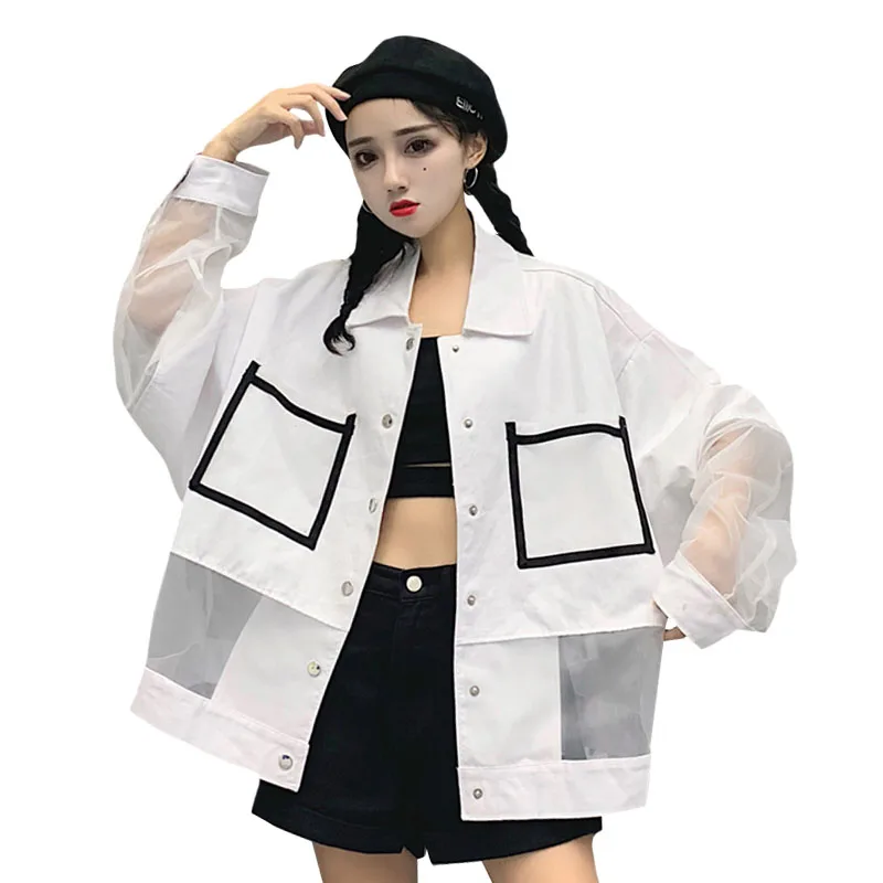Sun Protection Jacket Women Summer Loose White Mesh Spliced Oversize Sunscreen Jackets Women Casual Big Pocket Windbreaker Coat
Sun Protection Jacket Women Summer Loose White Mesh Spliced Oversize Sunscreen Jackets Women Casual Big Pocket Windbreaker Coat