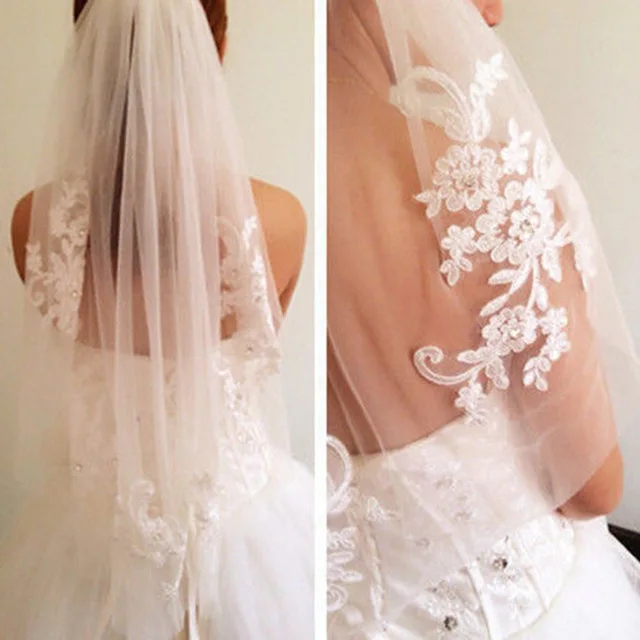 1T White Ivory Lace Appliques And Rhinestone Bridal Veil with Comb Wedding Veil 2020
1T White Ivory Lace Appliques And Rhinestone Bridal Veil with Comb Wedding Veil 2020