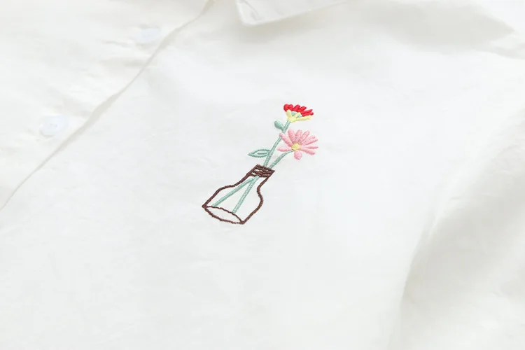 

FEKEHA Autumn Women Cotton White Shirt Long Sleeve Floral Embroidery Lady Girl Tops And Blouses Blusas Feminina Good Quality