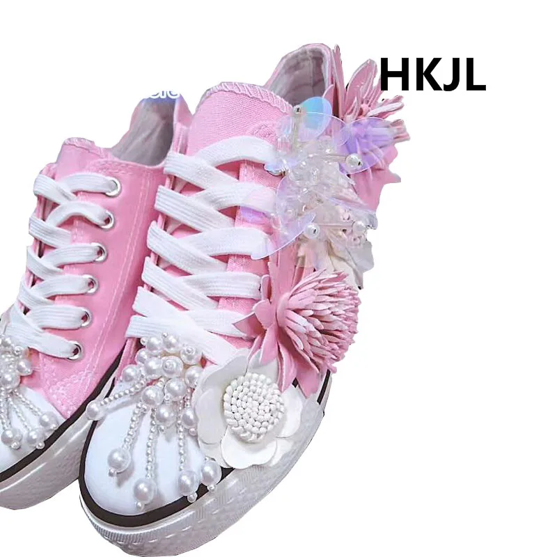 New tide brand women's shoes three-dimensional flower rhinestone sequin canvas shoes sweet flat round head low-top sneakers
New tide brand women's shoes three-dimensional flower rhinestone sequin canvas shoes sweet flat round head low-top sneakers
