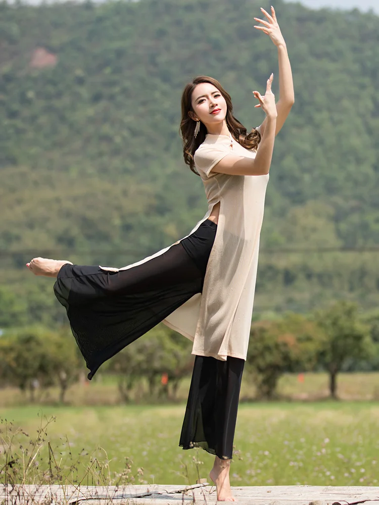 Modern Belly Dance Practice Clothing Female Adult Cheongsam Dance Costumes Loose Chinese Classical Folk Dance Costume DWY1828
Modern Belly Dance Practice Clothing Female Adult Cheongsam Dance Costumes Loose Chinese Classical Folk Dance Costume DWY1828