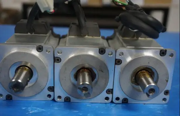 servo motor MSMD042S1S , usde one , 90% appearance new , 3 months warranty , fastly shipping
servo motor MSMD042S1S , usde one , 90% appearance new , 3 months warranty , fastly shipping