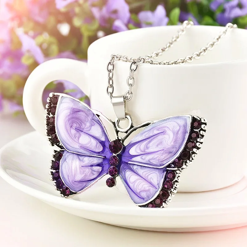 New Women Lady Metal Butterfly Crystal Rhinestones Shape Pendant Chain Necklace Sweater Jewelry Gift
New Women Lady Metal Butterfly Crystal Rhinestones Shape Pendant Chain Necklace Sweater Jewelry Gift
