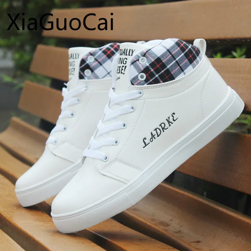 British Wind Casual Men's Winter Boots Solid Spring and Summer Mens Winter Shoes Rubber Flat Casual Winter Boots
British Wind Casual Men's Winter Boots Solid Spring and Summer Mens Winter Shoes Rubber Flat Casual Winter Boots