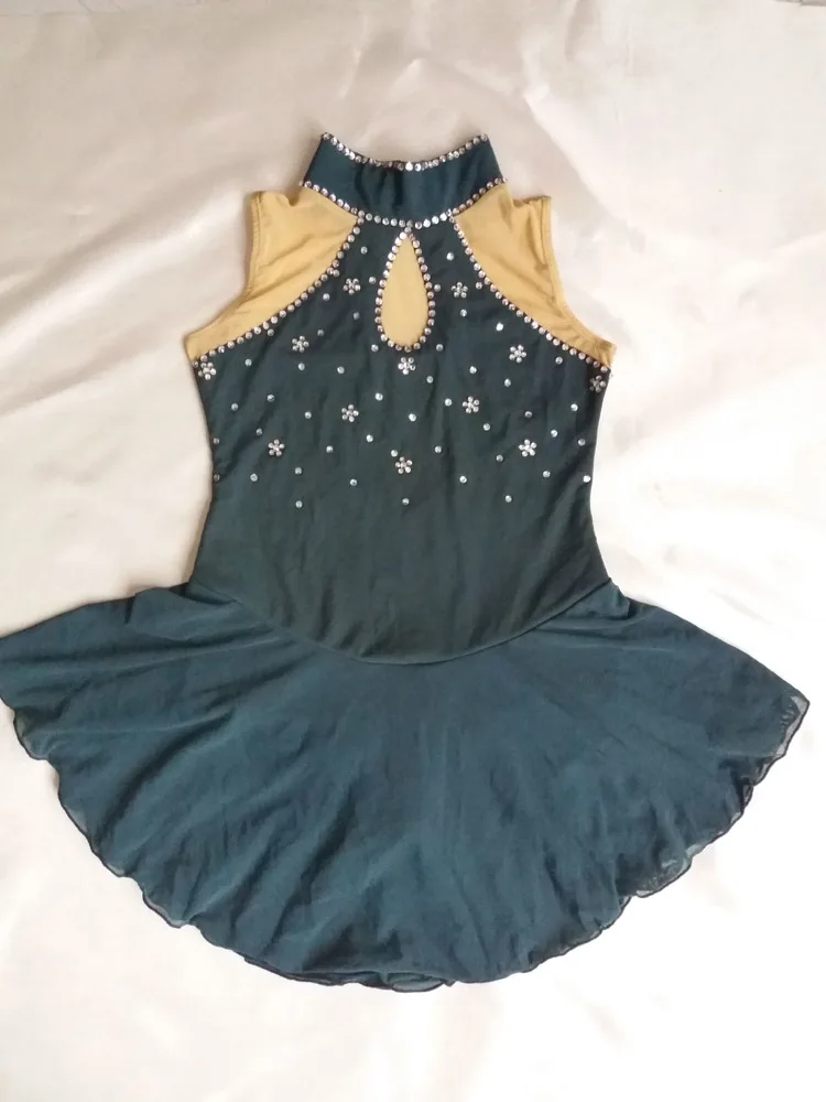 Ice Skating Dresses For Children Graceful New Brand Figure Skating Dresses For Competition DR4175
Ice Skating Dresses For Children Graceful New Brand Figure Skating Dresses For Competition DR4175