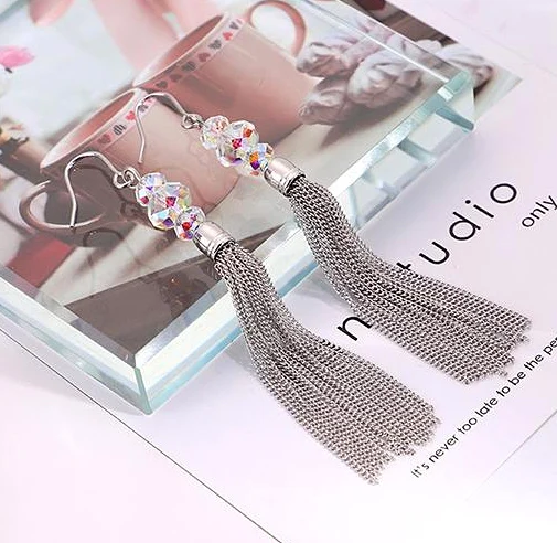 2018 Hot sale Long Tassel Earrings For Women Crystals from Swarovski Drop Earrings For Wedding Fashion Bead Statement Jewelry
2018 Hot sale Long Tassel Earrings For Women Crystals from Swarovski Drop Earrings For Wedding Fashion Bead Statement Jewelry