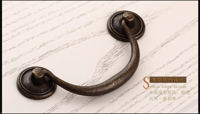 Vintage Zinc Alloy Cabinet Wardrobe Cupboard Knob Drawer Door Pulls Arch Handles and knobs (C.C:96MM Length:125mm)
Vintage Zinc Alloy Cabinet Wardrobe Cupboard Knob Drawer Door Pulls Arch Handles and knobs (C.C:96MM Length:125mm)