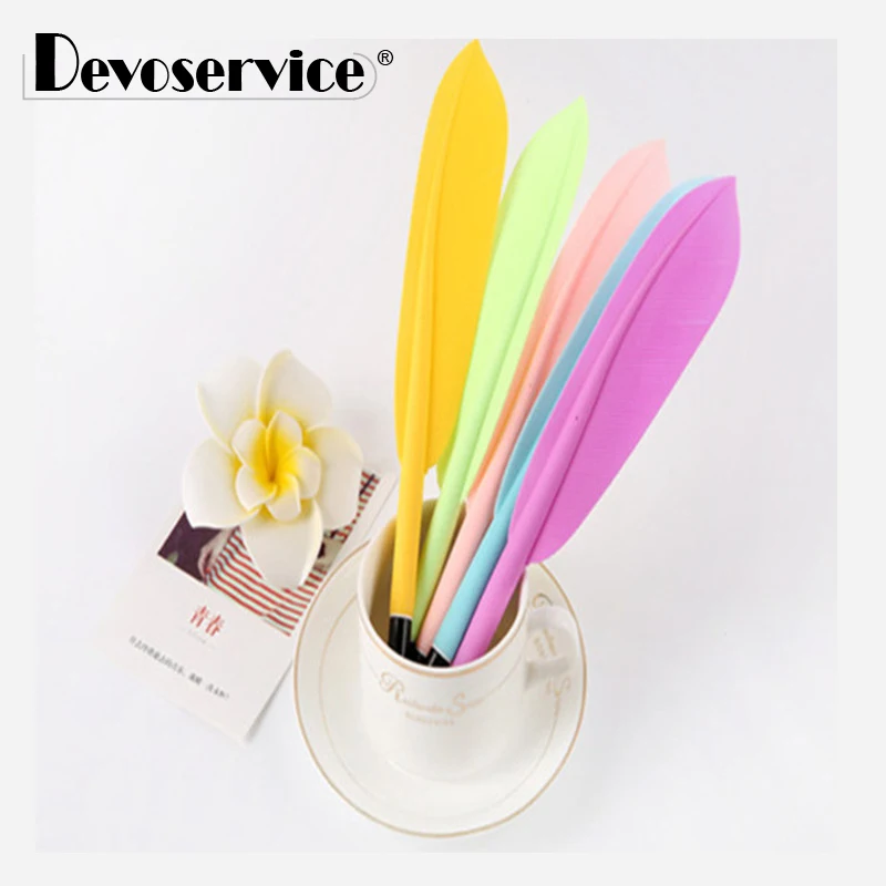 1Pcs Cute Feather Shape Gel Pen Kawaii Soft Neutral Pen Colorful Pens Stationery 0.5MM Point Black Ink Office School Supplies
1Pcs Cute Feather Shape Gel Pen Kawaii Soft Neutral Pen Colorful Pens Stationery 0.5MM Point Black Ink Office School Supplies
