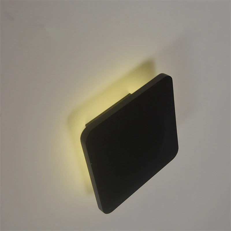 Modern minimalist LED aluminum bedside lamp wall lamp living room dining room lamp AC110 ~ 260V 5W LED wall lamp
Modern minimalist LED aluminum bedside lamp wall lamp living room dining room lamp AC110 ~ 260V 5W LED wall lamp