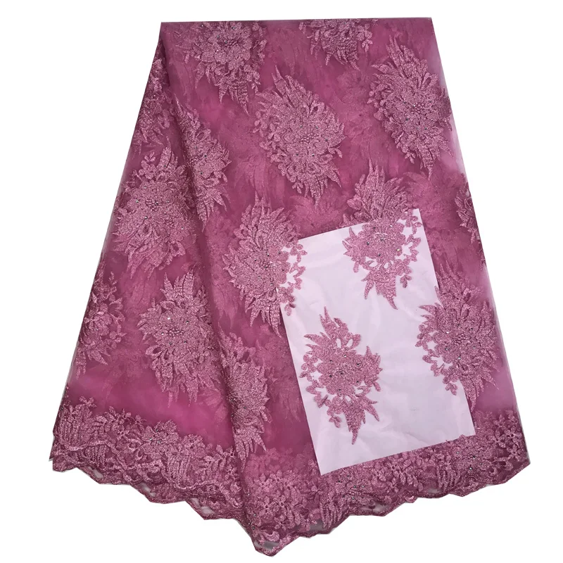 Roze Afrikaanse kant stof, geborduurde bloem netto kant, hoge kwaliteit Nigeriaanse kant stof met stenen voor trouwjurk A18B12
Roze Afrikaanse kant stof, geborduurde bloem netto kant, hoge kwaliteit Nigeriaanse kant stof met stenen voor trouwjurk A18B12