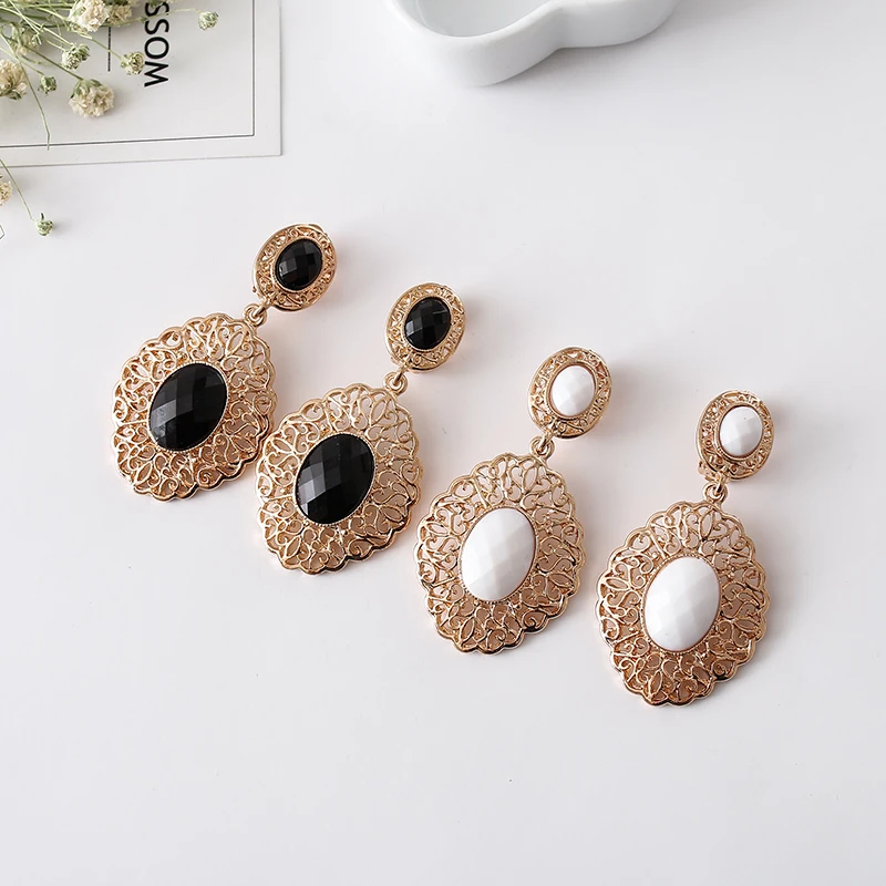 Fashionable black and white crystal long earring of woman of the ear clip aureate silver bride earring wedding jewelry
Fashionable black and white crystal long earring of woman of the ear clip aureate silver bride earring wedding jewelry
