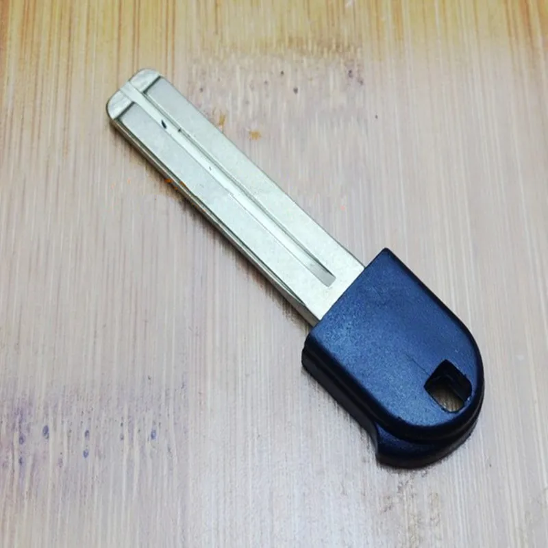 Brand New Replacement Uncut Insert Smart Small Key Blank for Toyota Crown Smart Key Blade TOY48
Brand New Replacement Uncut Insert Smart Small Key Blank for Toyota Crown Smart Key Blade TOY48