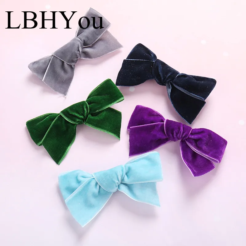 1pcs Knot Bows Girls Hairpins,Cute Solid Flock Ribbon Knot Bow Hair Clips,Princess Girls Hair Accessories Drop Ship
1pcs Knot Bows Girls Hairpins,Cute Solid Flock Ribbon Knot Bow Hair Clips,Princess Girls Hair Accessories Drop Ship