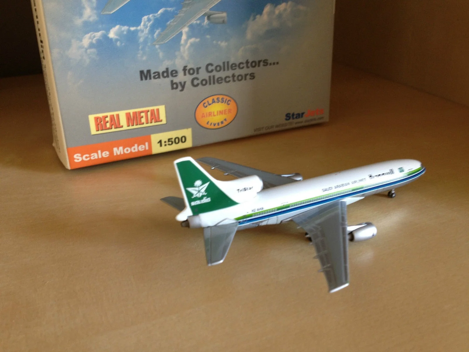 Модель самолета 1:500 Saudia Airlines 1011-200 Гц |