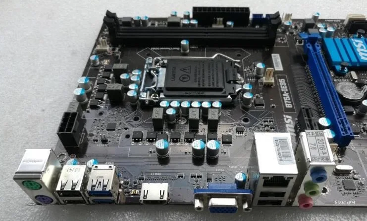 MSI B75A-IE35 original motherboard DDR3 LGA 1155 For 22nm CPU SATA III 16GB B75 Desktop motherborad Free shipping
MSI B75A-IE35 original motherboard DDR3 LGA 1155 For 22nm CPU SATA III 16GB B75 Desktop motherborad Free shipping