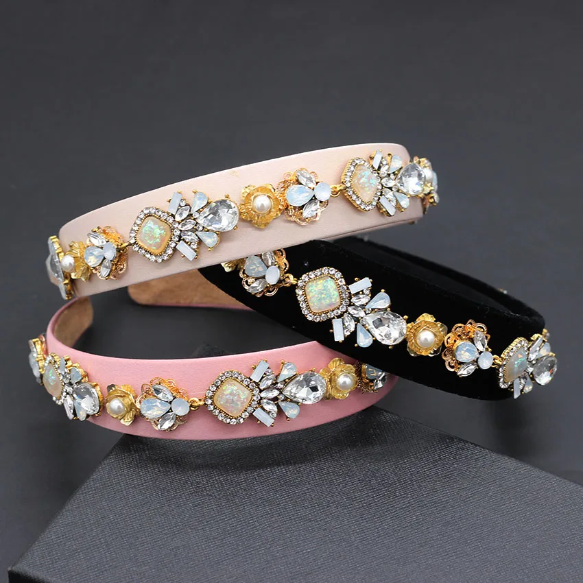 Beautiful fashion ladies headband European Baroque geometric rhinestones fashion dance party nightclubs wild headband 851
Beautiful fashion ladies headband European Baroque geometric rhinestones fashion dance party nightclubs wild headband 851