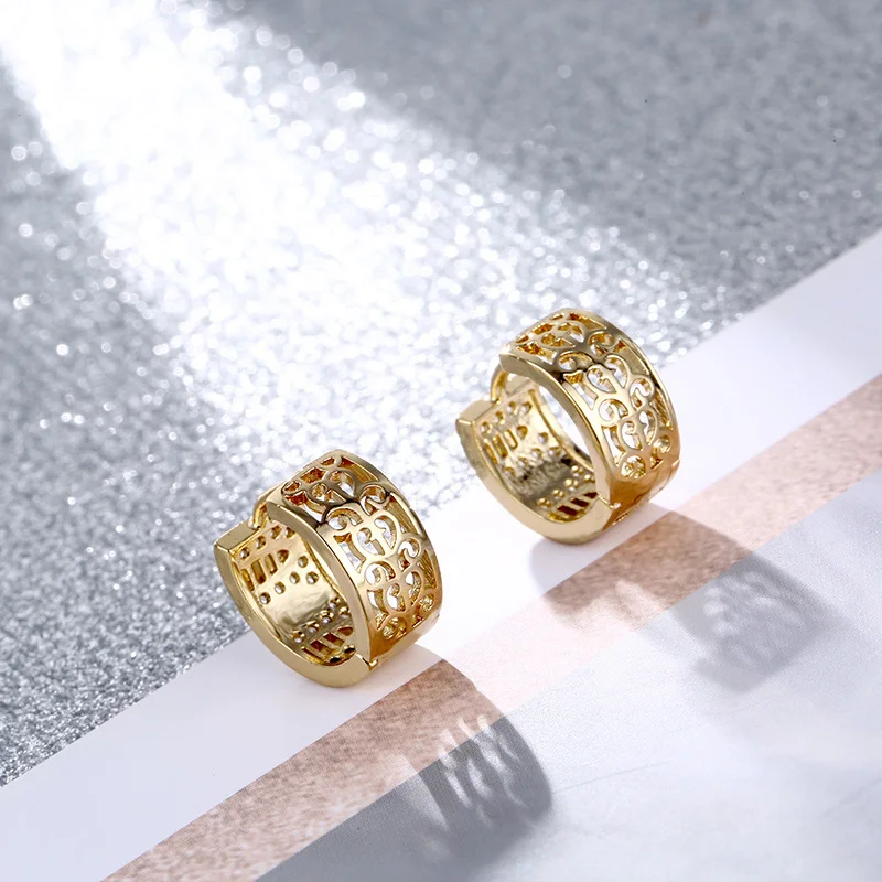 FYM Brand High Quality Fashion 3 Colors Hollow Hoop Earrings For Women Jewelry Earrings Female Brincos For Women Jewelry Party
FYM Brand High Quality Fashion 3 Colors Hollow Hoop Earrings For Women Jewelry Earrings Female Brincos For Women Jewelry Party
