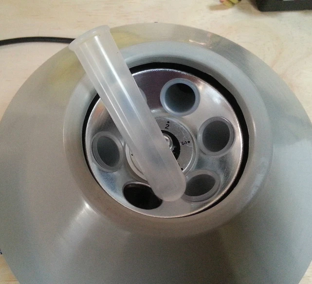 Electric Centrifuge Lab Desktop 0-4000rpm Cap:20mlx6(800)