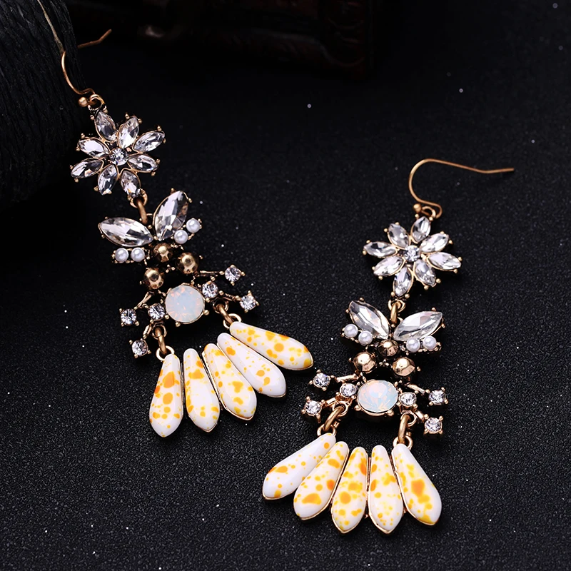 Yellow Spotted Floral Dangling Long Earrings For Women Charming Chunky Hanging Earrings Statement Accessories Gifts
Yellow Spotted Floral Dangling Long Earrings For Women Charming Chunky Hanging Earrings Statement Accessories Gifts